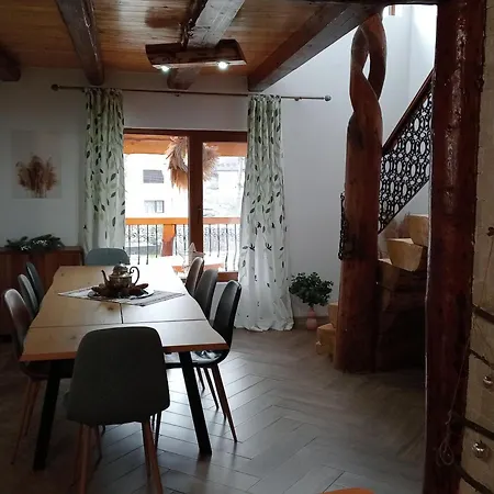 Casuta Cu Sindrila Villa